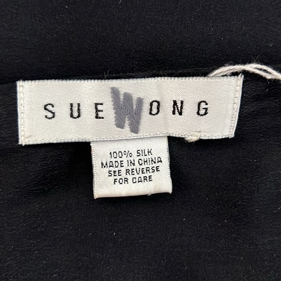 🏴💐100% Silk Shawl Floral Embroidered by Sue Wong | Black | 51”x18” + Fringe - Picture 3 of 17